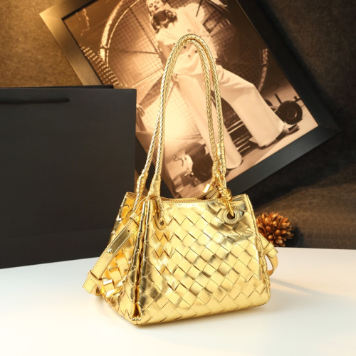 2025新款時尚高級感編織菜籃子水桶女包真皮單肩斜後後背包精緻腋下包