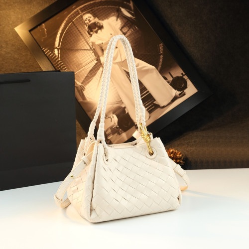 2025新款時尚高級感編織菜籃子水桶女包真皮單肩斜後後背包精緻腋下包