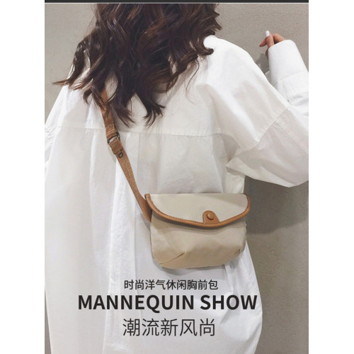 質感小衆設計郵差小包包女休閒百搭潮牛津布單肩斜後後背包胸包腋下包