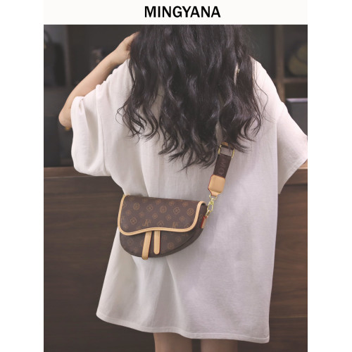 高級感時尚馬鞍小包包女式2026新款輕奢小衆復古單肩斜背腋下