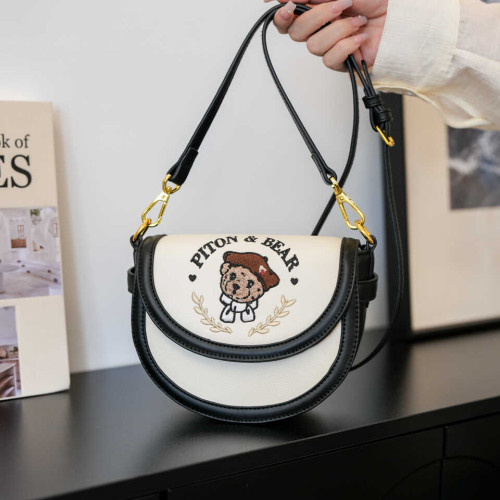 2026新款手機包小衆設計單肩斜後後背包卡通小熊女包迷你馬鞍包小包包