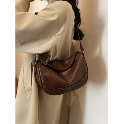 今年流行包包女士2026新款寬肩帶小衆運動風馬鞍包百搭單肩斜後後背包