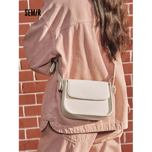 森馬包包繙蓋馬鞍包女氣質豆腐包簡約純色單肩斜後後背包休閒通勤包女