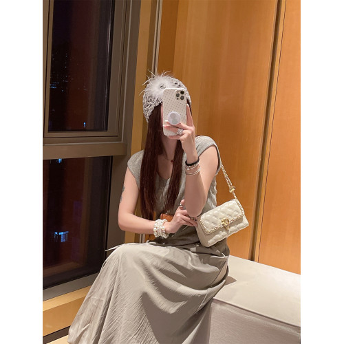 輕奢小衆設計菱格鏈條包包女2025新款潮時尚百搭小方包單肩斜後後背包