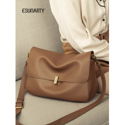 包包女式2026新款真皮高級感今年流行爆款女士通勤單肩斜後後背包秋冬