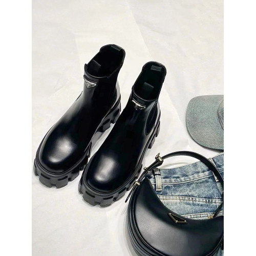 2025新款P家三角標馬丁靴女真皮粗跟厚底增高切爾西靴中筒短靴子 2025新款P家三角標馬丁靴女真皮粗跟厚底增高切爾西靴中筒短靴子