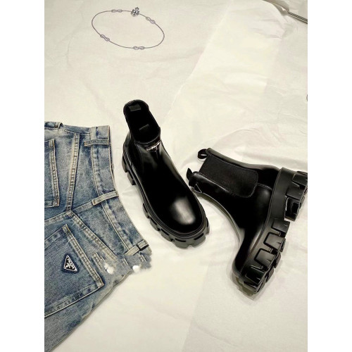 2025新款P家三角標馬丁靴女真皮粗跟厚底增高切爾西靴中筒短靴子 2025新款P家三角標馬丁靴女真皮粗跟厚底增高切爾西靴中筒短靴子