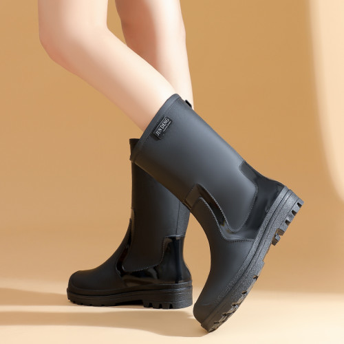 軍登雨鞋女士時尚水鞋廚房矽膠防滑防水鞋耐磨水靴中筒膠鞋雨靴女