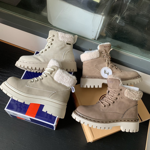 俄羅斯單~2025冬季巨保暖羊毛內膽女加絨防水厚底東北系帶馬丁靴 俄羅斯單~2025冬季巨保暖羊毛內膽女加絨防水厚底東北系帶馬丁靴