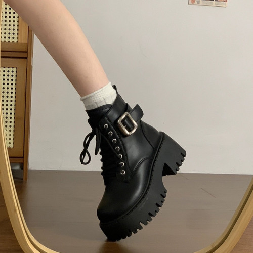 黑色馬丁靴女英倫風春秋2026新款炸街小個子加絨高跟厚底春秋單靴