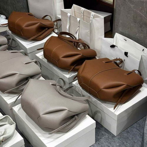 意大利通勤風真皮托特包2026新款女包大容量牛皮手提包腋下單肩包