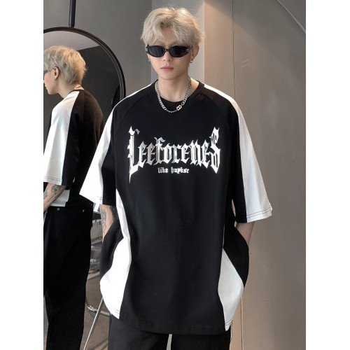 美式高街復古短袖T恤男夏季哥特字母百搭高級感痞帥黑白拼色半袖 美式高街復古短袖T恤男夏季哥特字母百搭高級感痞帥黑白拼色半袖