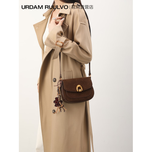 UR小衆高級感馬鞍包女2025新款輕奢百搭單肩斜後後背包時尚出遊小方包 UR小衆高級感馬鞍包女2025新款輕奢百搭單肩斜後後背包時尚出遊小方包