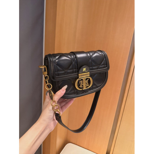 質感腋下包包2025新款夏季馬鞍包女百搭單肩斜後後背包小衆手機女包小