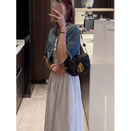 質感腋下包包2025新款夏季馬鞍包女百搭單肩斜後後背包小衆手機女包小