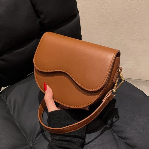 復古小包包2026新款時尚高級感單肩腋下包洋氣百搭ins斜背馬鞍包