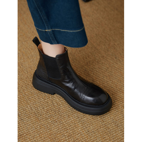 巨軟真皮圓頭切爾西短靴女2026新款英倫風復古及踝裸靴厚底馬丁靴