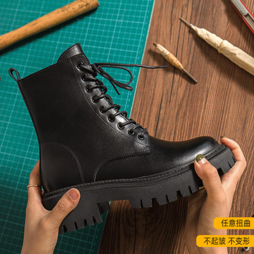 大碼馬丁靴41一43真皮冬天女鞋短靴冬季加絨九孔真皮黑色厚底靴子