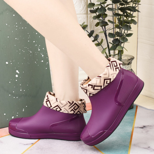 雨鞋女款2026新款成人矽膠套鞋子防滑防水鞋時尚外穿廚房工作雨靴