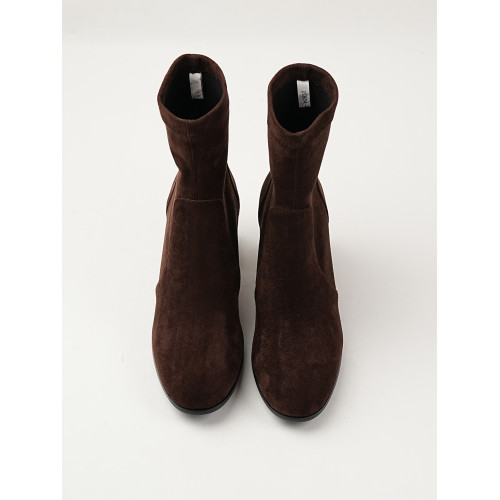 小克拉韓版7cm高跟絨面短靴女不累腳粗跟彈力瘦瘦靴時尚百搭襪靴