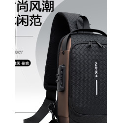 男士新款時尚百搭休閒商務風胸包大容量出差多功能防潑水斜背後後背包