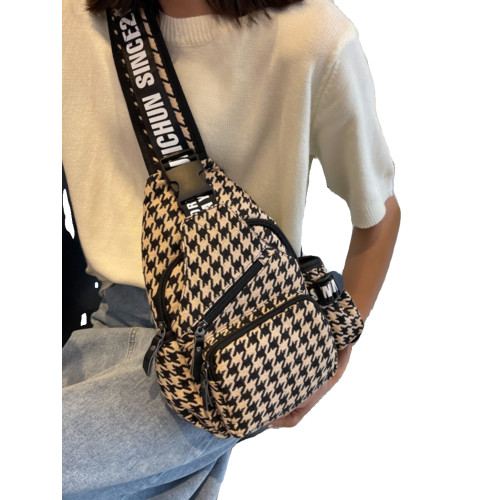 韓系2025新款女士胸包時尚簡約斜後後背包帆布百搭胸前包斜後後背包多層潮