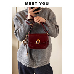 紅色超火精緻馬鞍包包女式2026新款輕奢小衆高級感百搭單肩斜後後背包