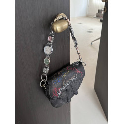 ACPTLAB 甜酷手繪塗鴉表盤肩帶鬼馬重工設計斜後後背包馬鞍包單肩手提