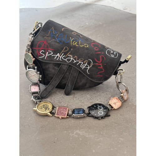 ACPTLAB 甜酷手繪塗鴉表盤肩帶鬼馬重工設計斜後後背包馬鞍包單肩手提