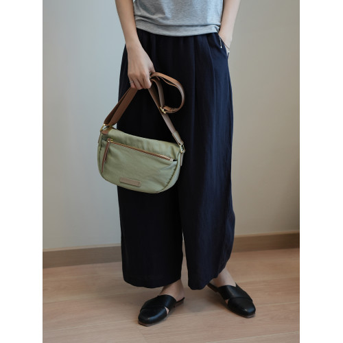 多隔層 好用實用 記憶防水布簡約單肩斜後後背包 大容量輕便女包k 多隔層 好用實用 記憶防水布簡約單肩斜後後背包 大容量輕便女包k