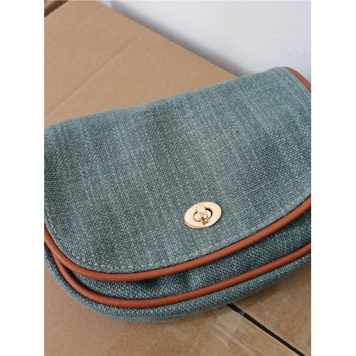 出口清貨馬鞍包簡約百搭包通勤逛街實用女包帆布斜背手機小包 出口清貨馬鞍包簡約百搭包通勤逛街實用女包帆布斜背手機小包