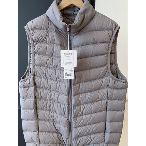 優品輕薄羽絨馬甲男立領無袖內搭外穿背心多色百搭曡穿秋冬季短款 優品輕薄羽絨馬甲男立領無袖內搭外穿背心多色百搭曡穿秋冬季短款