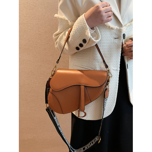 巨好看斜後後背包2026新款洋氣小包包女款高級感小衆不撞款秋冬馬鞍包 巨好看斜後後背包2026新款洋氣小包包女款高級感小衆不撞款秋冬馬鞍包