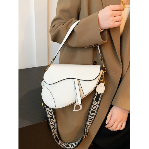 巨好看斜後後背包2026新款洋氣小包包女款高級感小衆不撞款秋冬馬鞍包 巨好看斜後後背包2026新款洋氣小包包女款高級感小衆不撞款秋冬馬鞍包