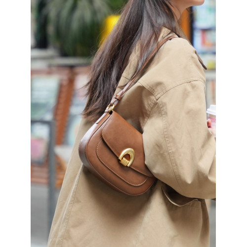 馬鞍包包女士2026新款秋冬百搭單肩斜後後背包女款小衆通勤腋下女包小 馬鞍包包女士2026新款秋冬百搭單肩斜後後背包女款小衆通勤腋下女包小