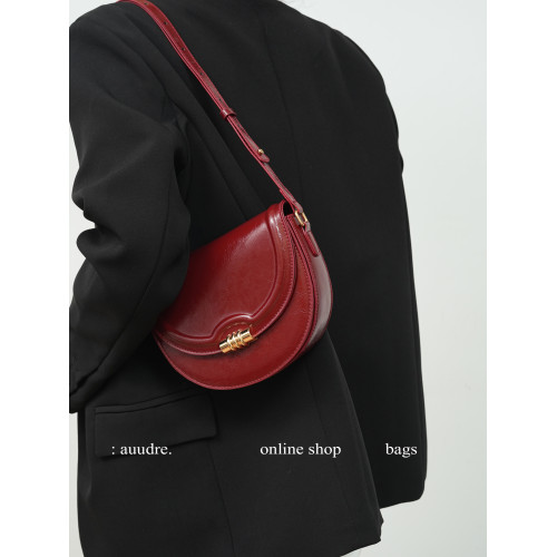 Auudre超火洋氣紅色小包包女2026新款百搭單肩腋下包斜後後背包馬鞍包
