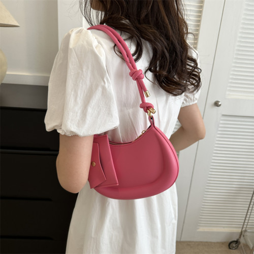 今年流行包包2023新款高級質感時尚單肩包超火爆款百搭斜後後背包女包