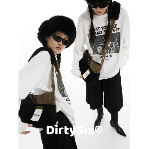 DirtySix 原創 大墨孤菸 新中式 燈芯絨x毛絨x牛皮混拼 復古馬鞍 DirtySix 原創 大墨孤菸 新中式 燈芯絨x毛絨x牛皮混拼 復古馬鞍