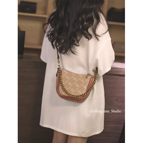 復古斜後後背包包女式2026新款馬鞍輕奢小衆高級感大容量春夏單肩腋下