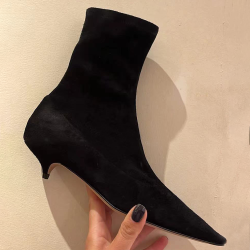 法式彈力瘦瘦靴尖頭側拉鍊2025年新款黑色絨面韓系小踝靴貓跟短靴