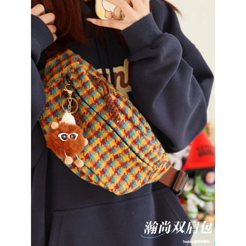 日系ins胸包女2026新款潮毛呢斜後後背包小衆千鳥格子輕便小香風腰包