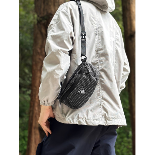 戶外跑步運動腰包登山騎行徒步防水胸包男女款輕便多功能斜後後背包 戶外跑步運動腰包登山騎行徒步防水胸包男女款輕便多功能斜後後背包