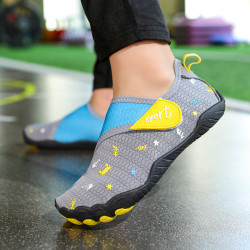 室內兒童訓練鞋男女防滑減震攀巖透氣磨跑步鞋跳繩鞋小學生運動鞋