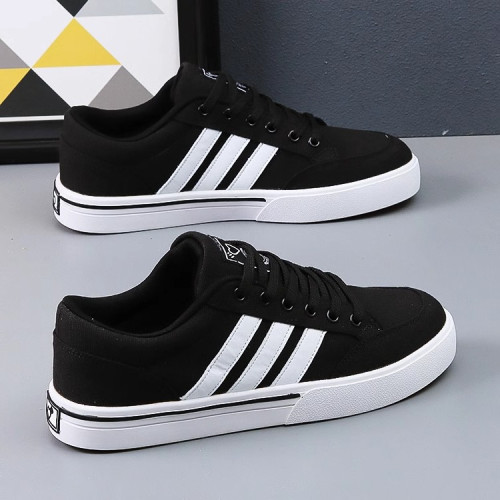 男款巨好看鞋子低幫帆布鞋男黑色板鞋舒適運動情侶百搭平底休閒鞋