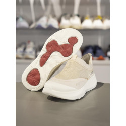 李甯2025春季SOFT GO 2運動休閒鞋女子一腳蹬柔軟運動鞋AGLV006