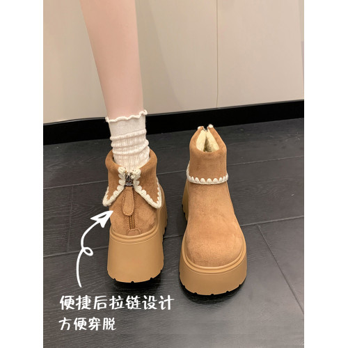 白色厚底增高雪地靴女2026秋冬季新款百搭勃肯短靴加絨加厚棉鞋子