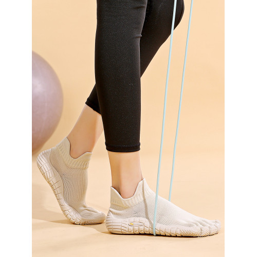 戈倫鯊五指分趾室內健身運動鞋超輕便靜音無聲防滑軟底瑜珈跳繩操