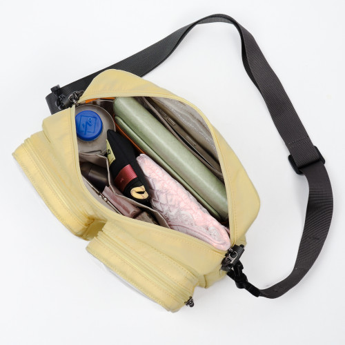 Qminica 軟乎乎痛包原創小食量雙痛層透明棉花娃娃旅行追星斜後後背包