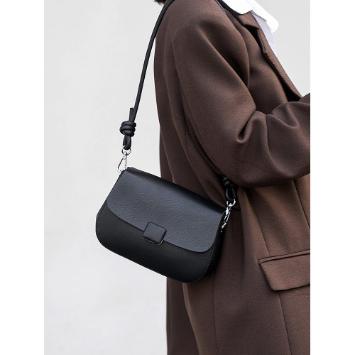 歐洲站牛皮女包2026新款小衆設計單肩包休閒流行百搭馬鞍包斜後後背包