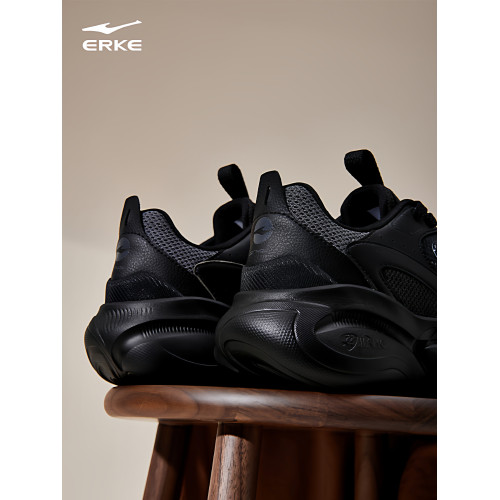 鴻星爾克男鞋2025新款休閒鞋板鞋軟底運動鞋跑步鞋百搭運動鞋子